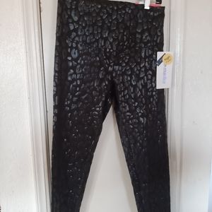 Leopard print leggings